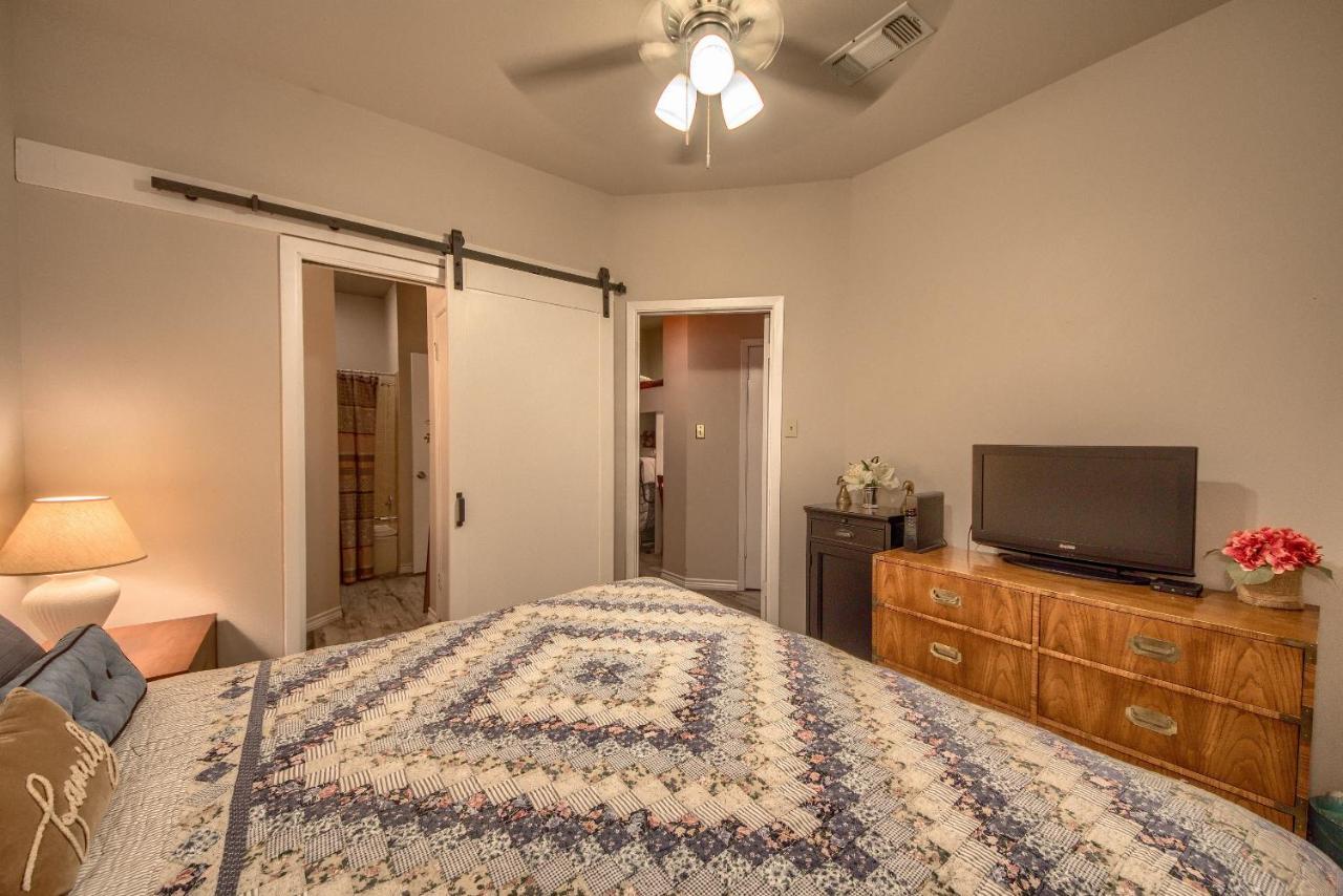 Ss 4B Riverside Condo ニューブラウンフェルズ エクステリア 写真